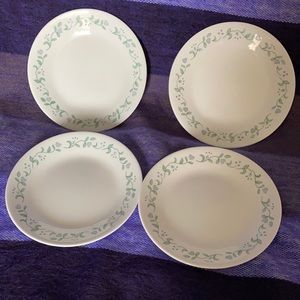 Vintage and rare Corelle by Corning plates set of 4